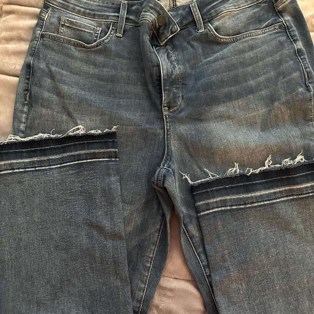 NYDJ Marilyn frayed hem jeans